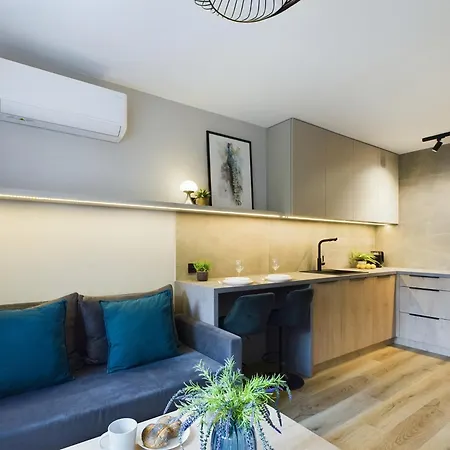 Beautiful For Two People By Renters *