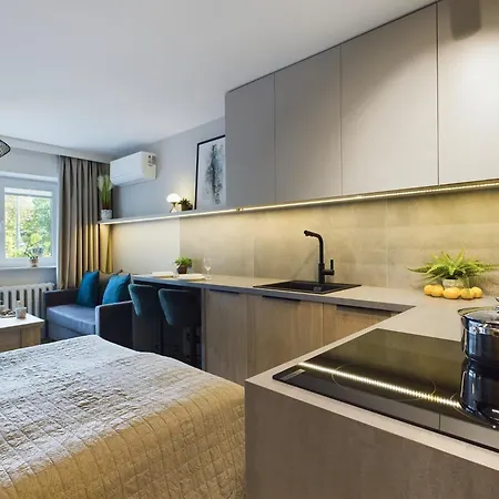 Beautiful For Two People By Renters *