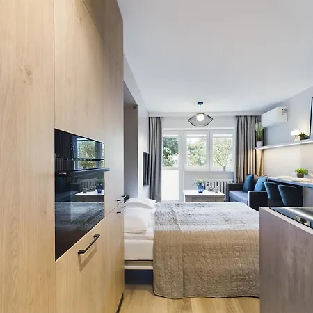 Beautiful For Two People By Renters Варшава