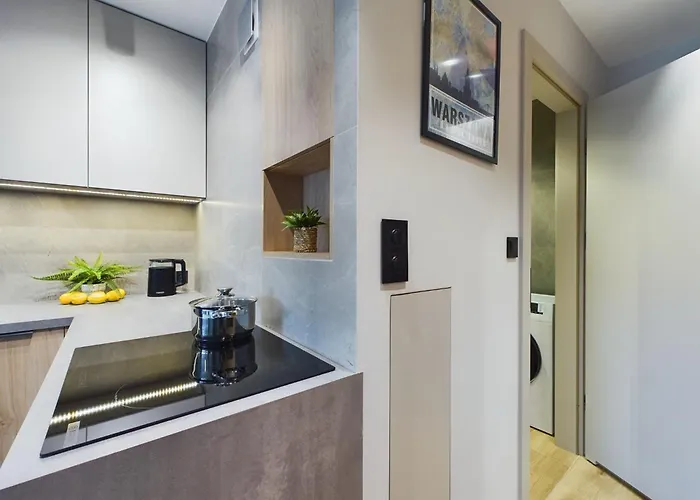 아파트 Beautiful For Two People By Renters 바르샤바